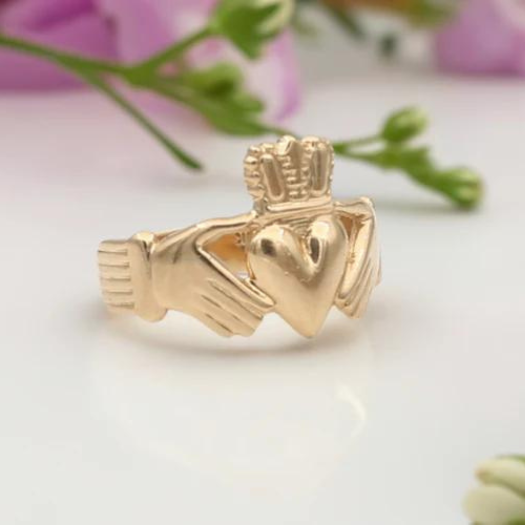 HISTORY OF THE CLADDAGH RING