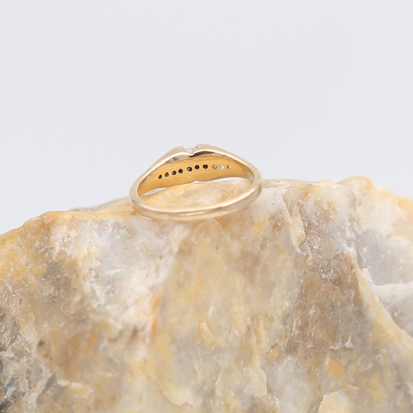 10K Gold Diamond Ring Size 6