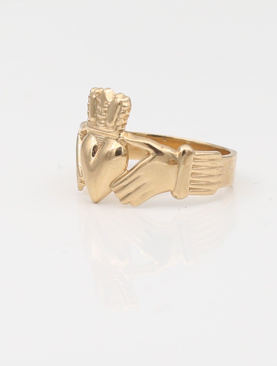 10K Claddagh Ring