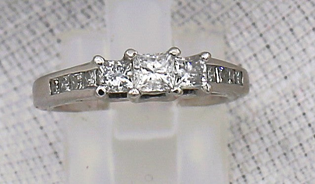 One Carat Diamond Ring