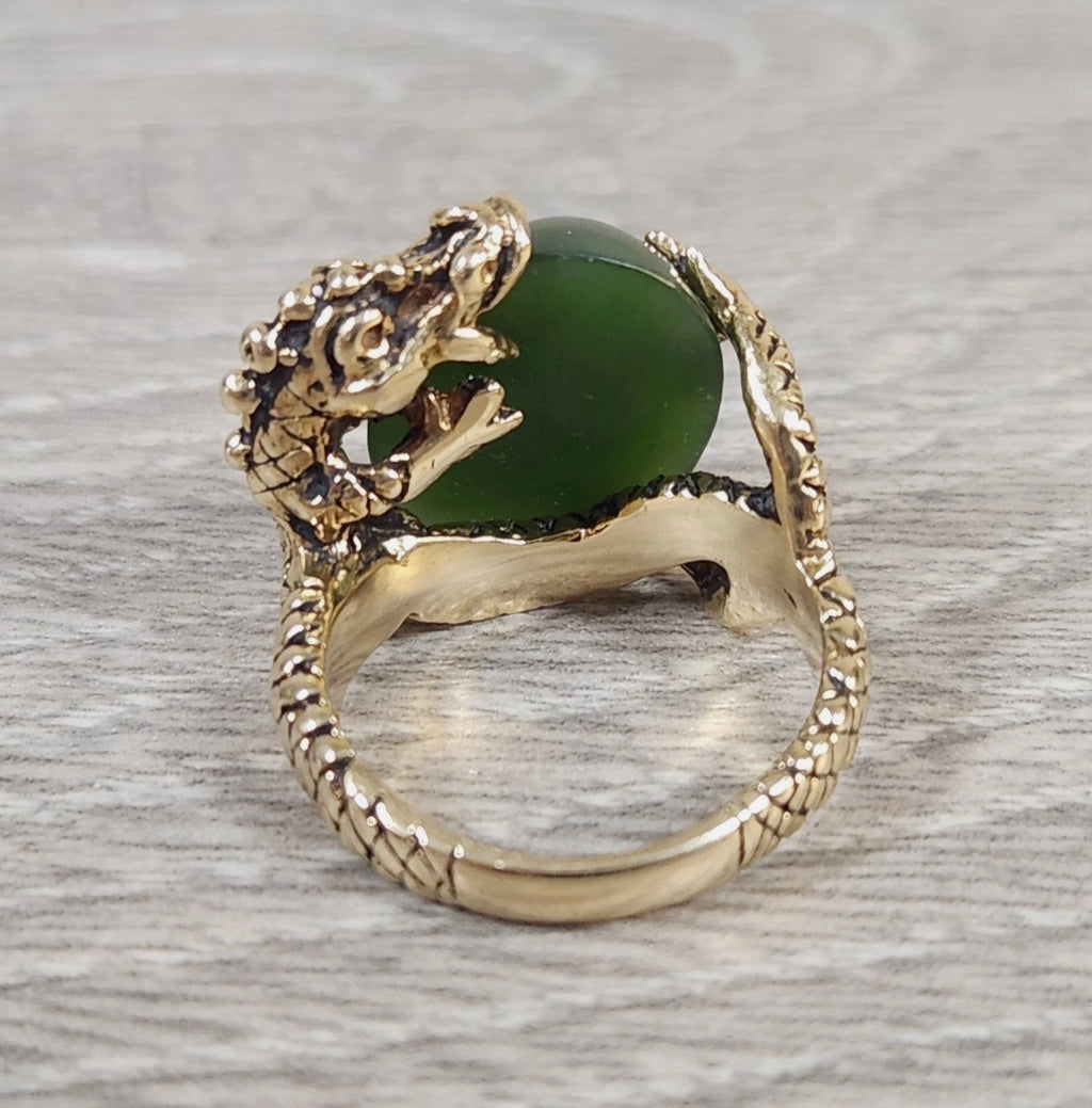 14k Yellow Gold Chinese Dragon Holding Green Jade Ring Size 6.5 Rock River Coins and Jewelry