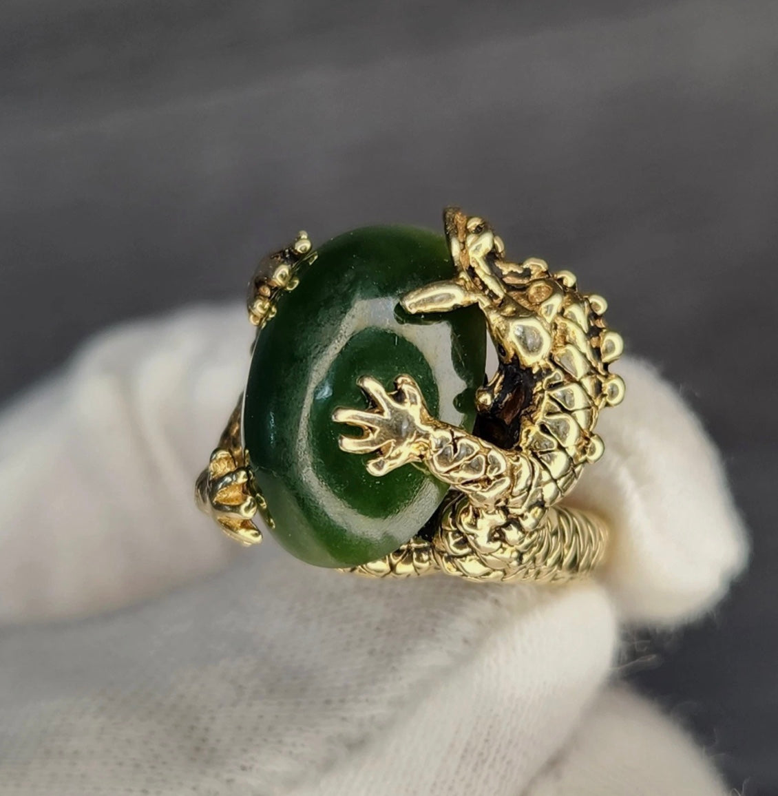 14k Yellow Gold Chinese Dragon Holding Green Jade Ring Size 6.5 Rock River Coins and Jewelry