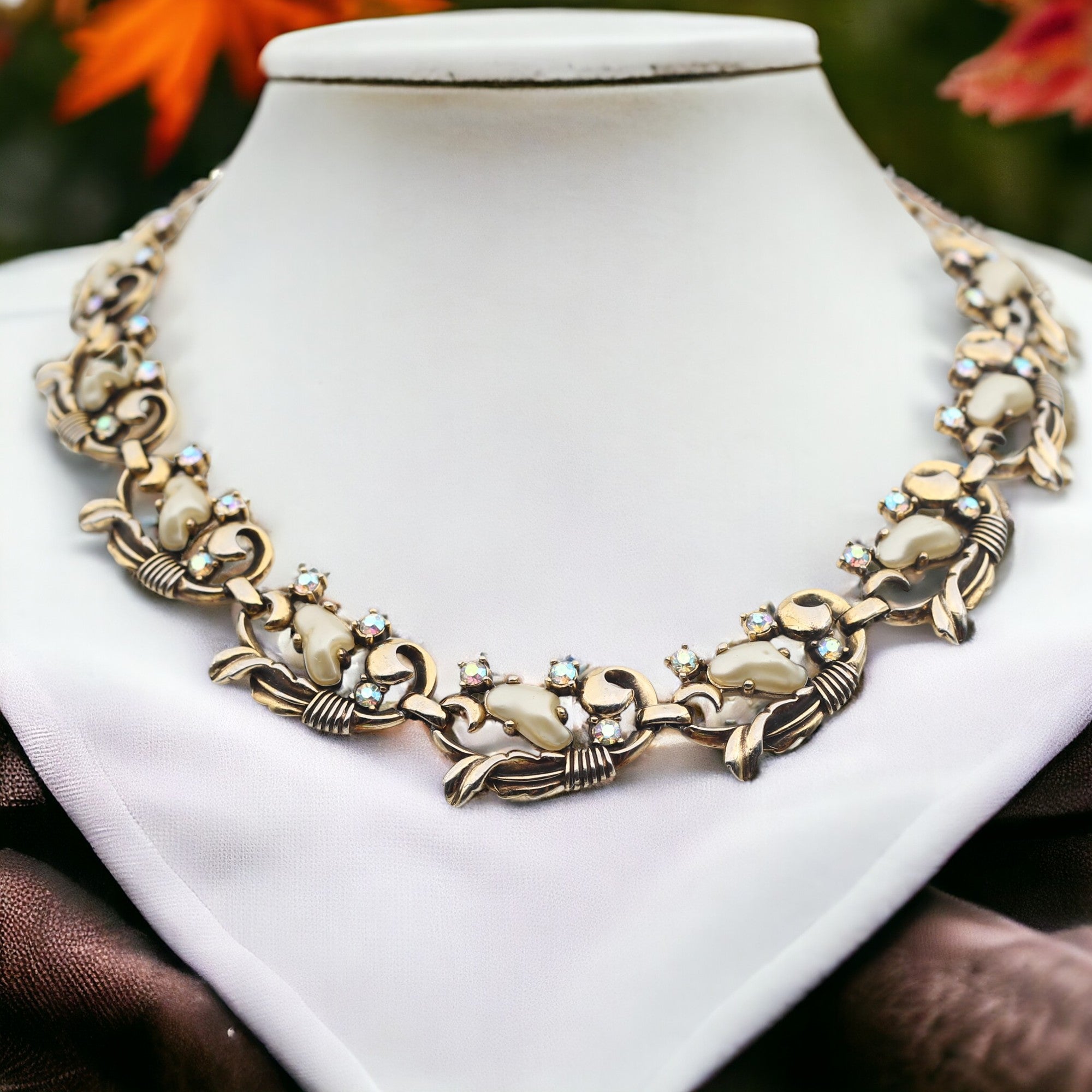 Shiaparelli Vintage Necklace W/Faux Pearls &amp; Irridescent Rhinestones and Adjustable Chain